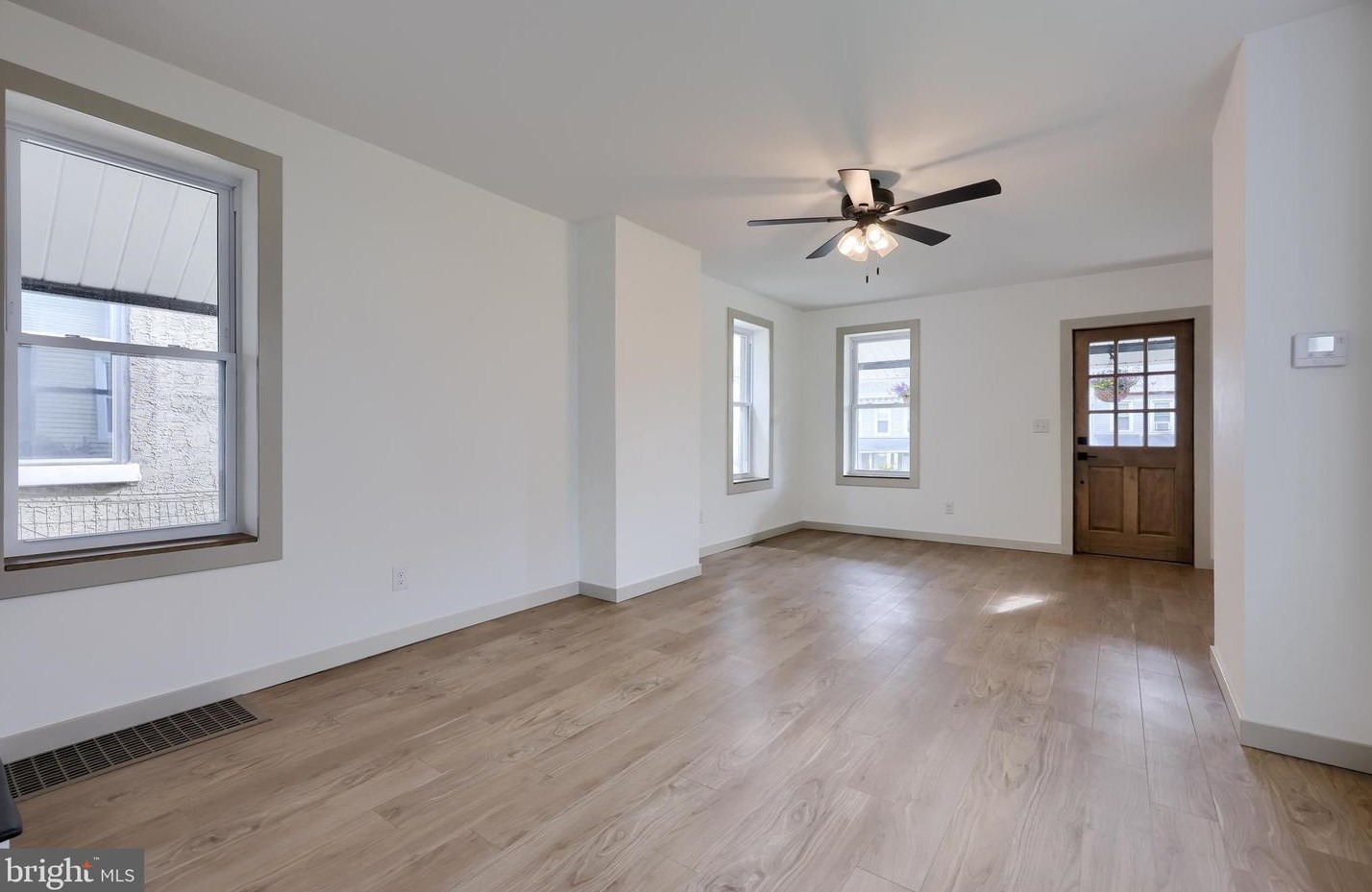 2817 Kutztown Rd, Reading PA  19605-2654 exterior