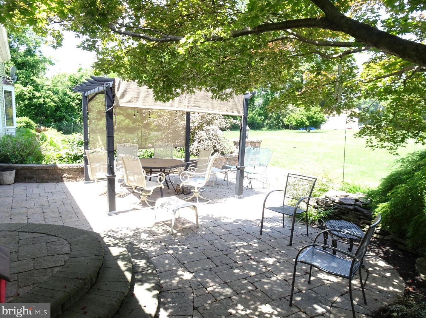 20 Raker Dr, Douglassville PA  19518-8849 exterior