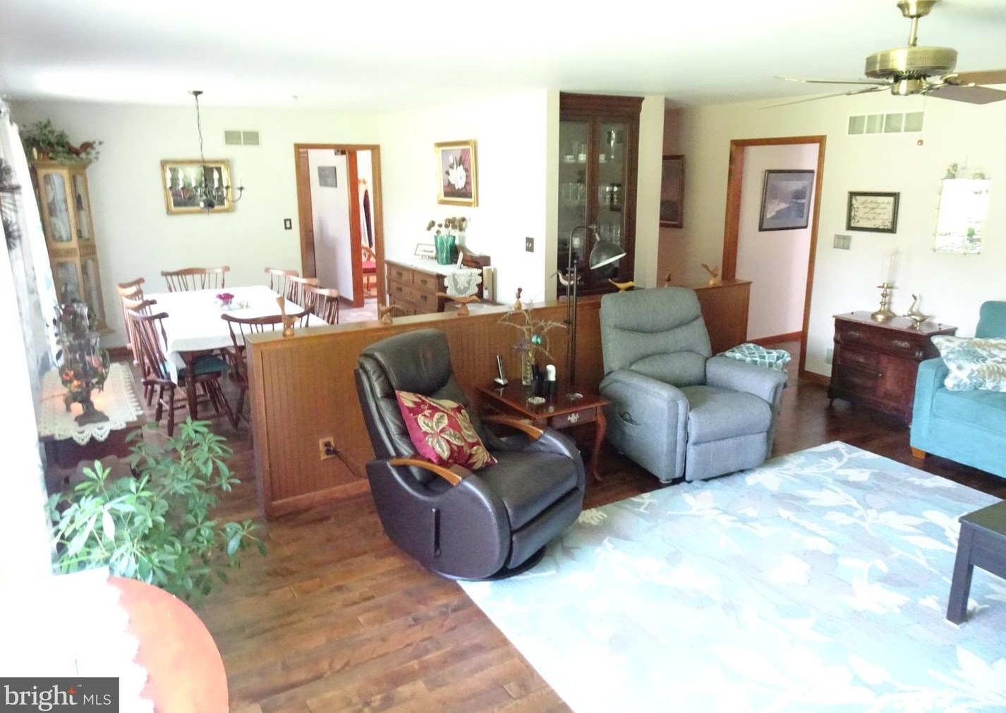 20 Raker Dr, Douglassville PA  19518-8849 exterior