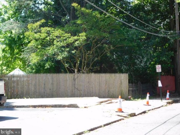 844 Centre Ave, Reading PA  19601-2550 exterior