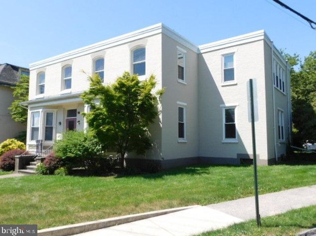 844 Centre Ave, Reading PA  19601-2550 exterior