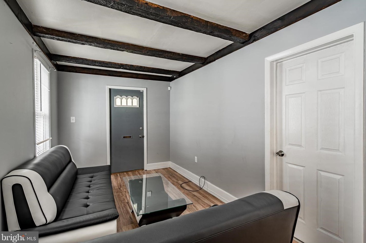 210 Upland Ave, Reading PA  19611-2081 exterior