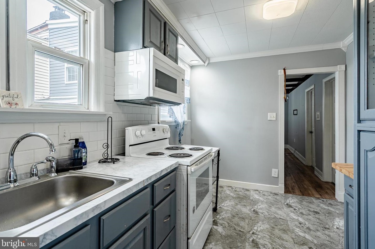 210 Upland Ave, Reading PA  19611-2081 exterior