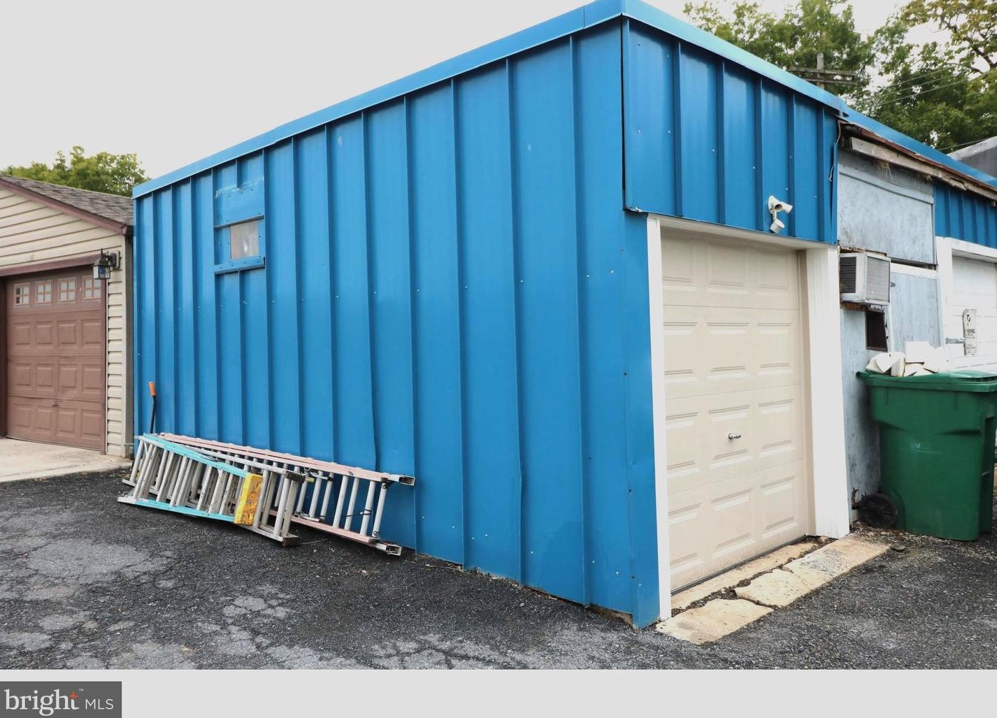 7 Berkley Park Rd, Reading PA  19605-9264 exterior