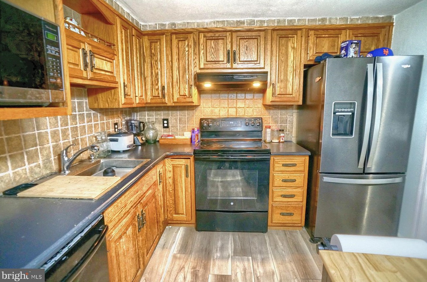 536 Fern Ave, Reading PA  19611-1909 exterior