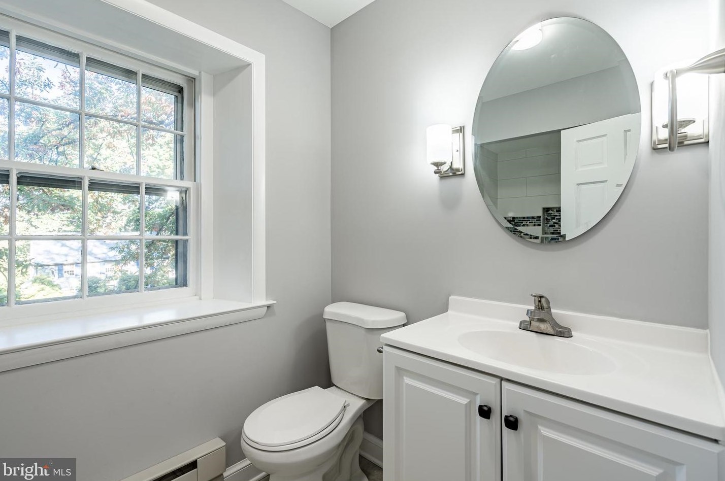 1611 Alsace Rd, Reading PA  19604-1624 exterior