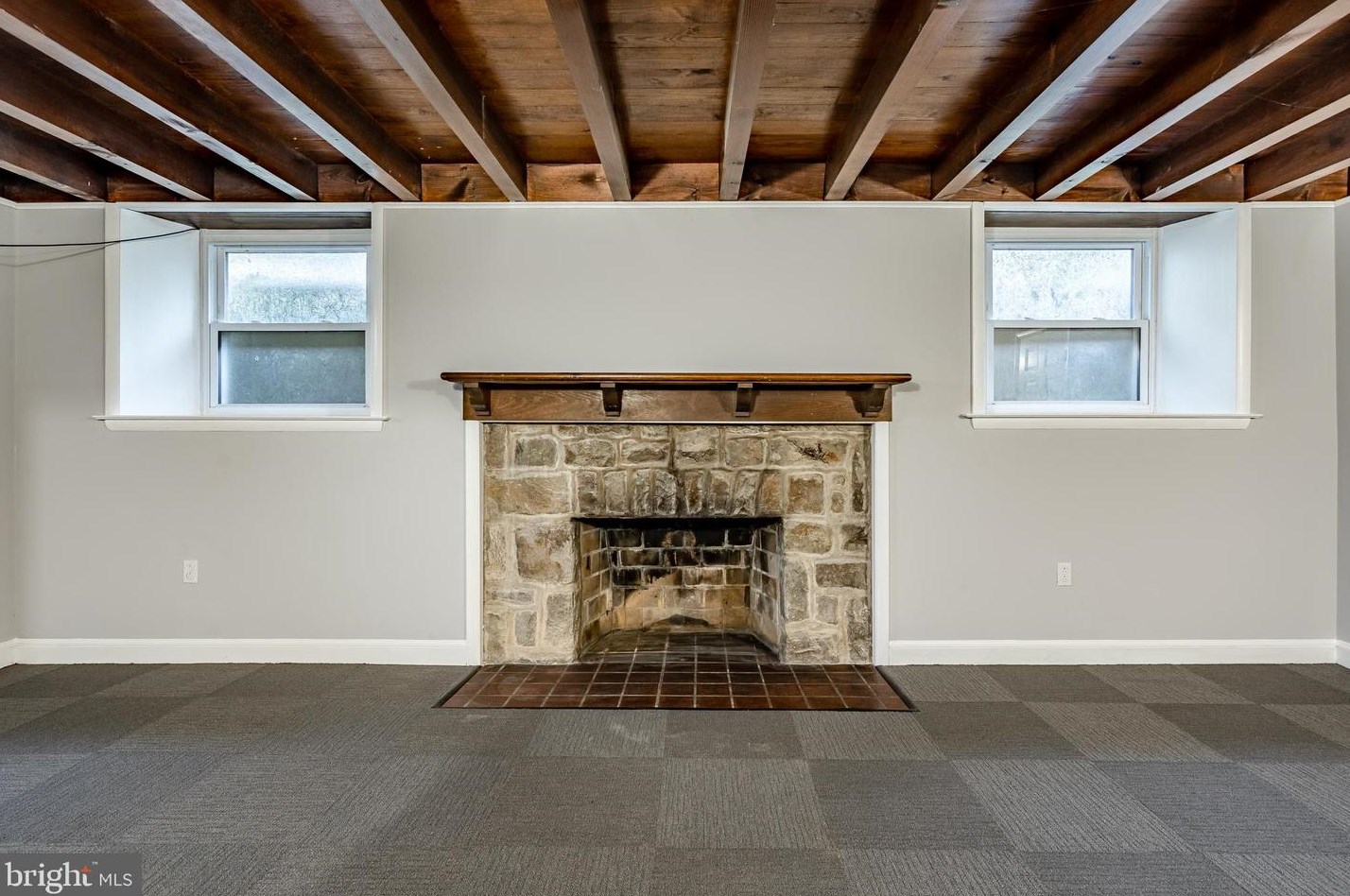 1611 Alsace Rd, Reading PA  19604-1624 exterior