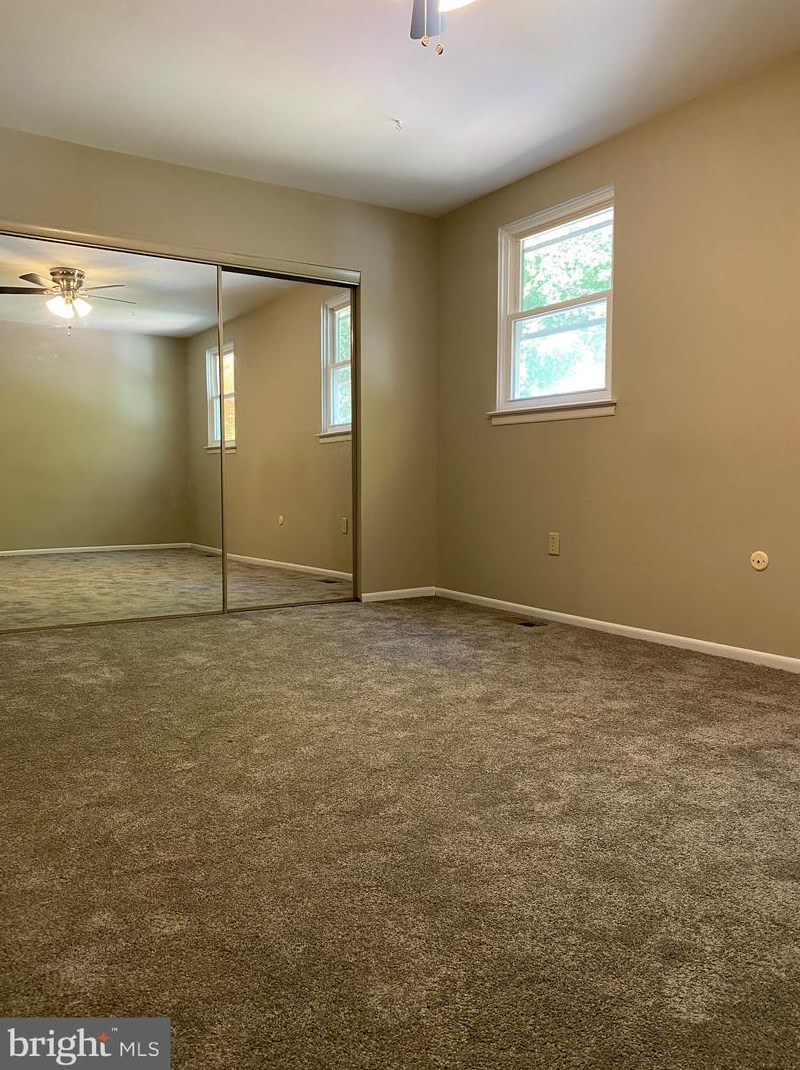 1318 Fox Run, Reading PA  19606-1142 exterior