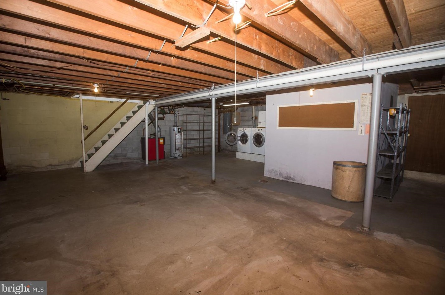 705 Hain Ave, Reading PA 19605-2157 exterior