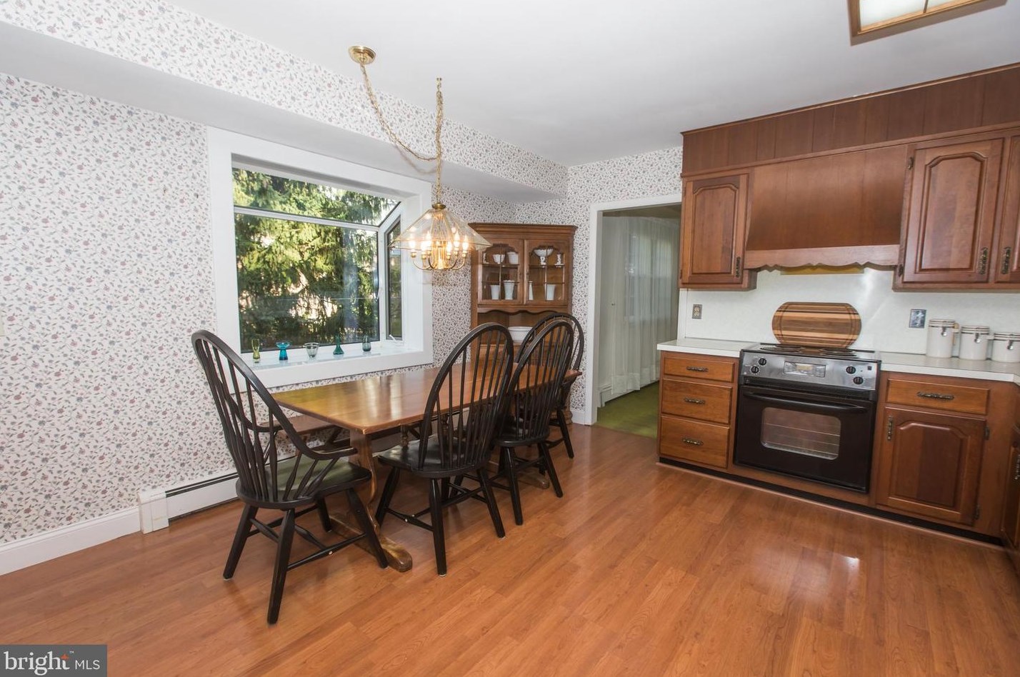 705 Hain Ave, Reading PA 19605-2157 exterior