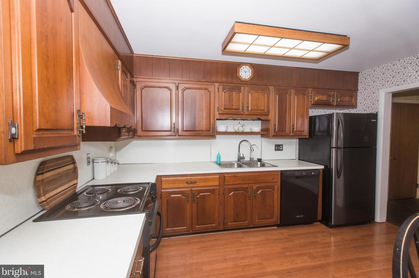 705 Hain Ave, Reading PA 19605-2157 exterior