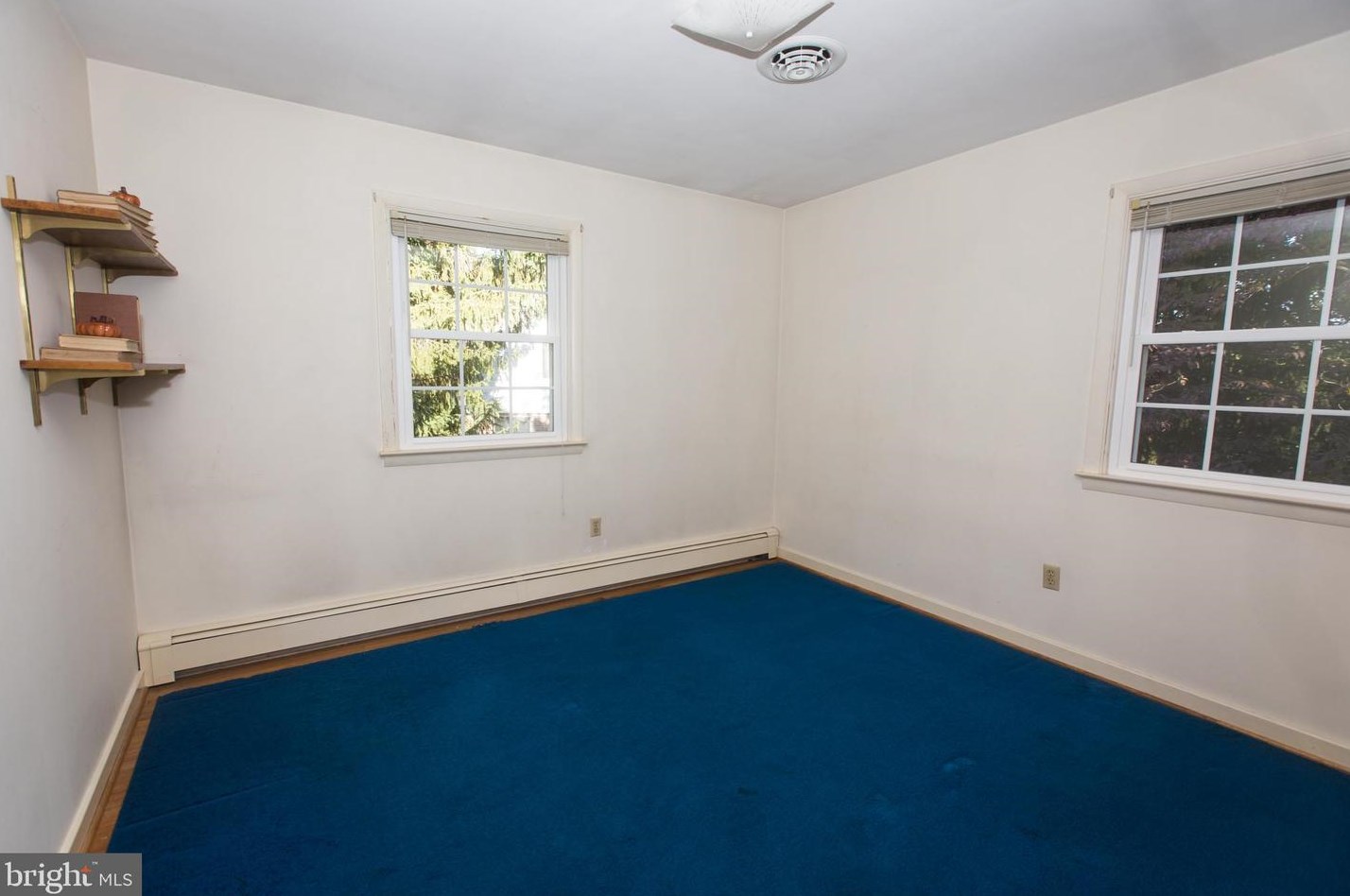 705 Hain Ave, Reading PA 19605-2157 exterior