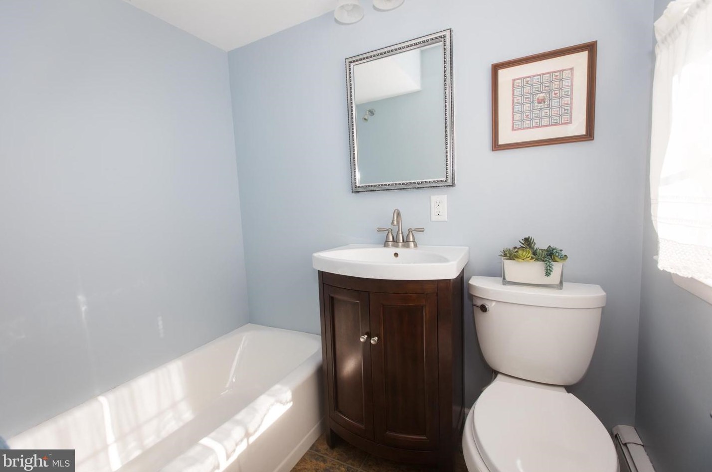 705 Hain Ave, Reading PA 19605-2157 exterior