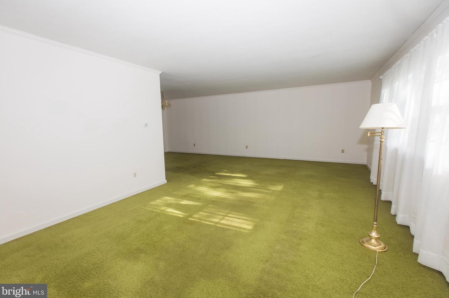 705 Hain Ave, Reading PA 19605-2157 exterior