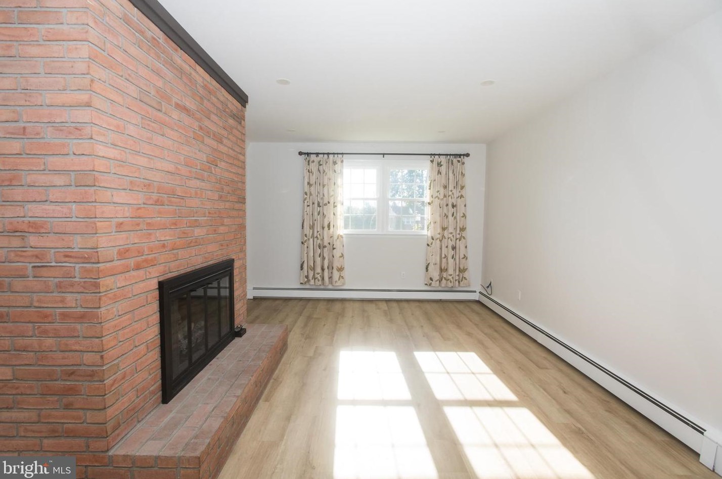 705 Hain Ave, Reading PA 19605-2157 exterior