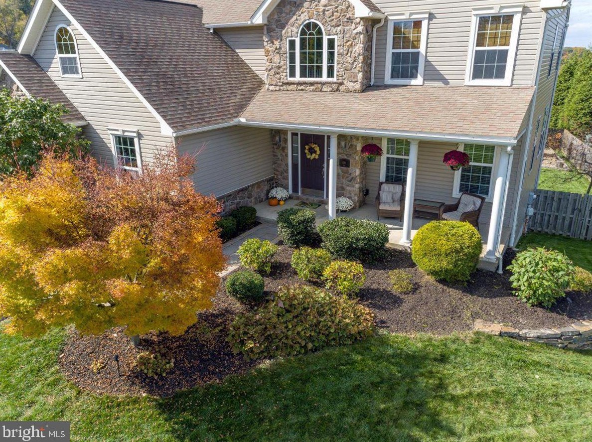 129 Herington Dr, Reading PA 19608-9067 exterior