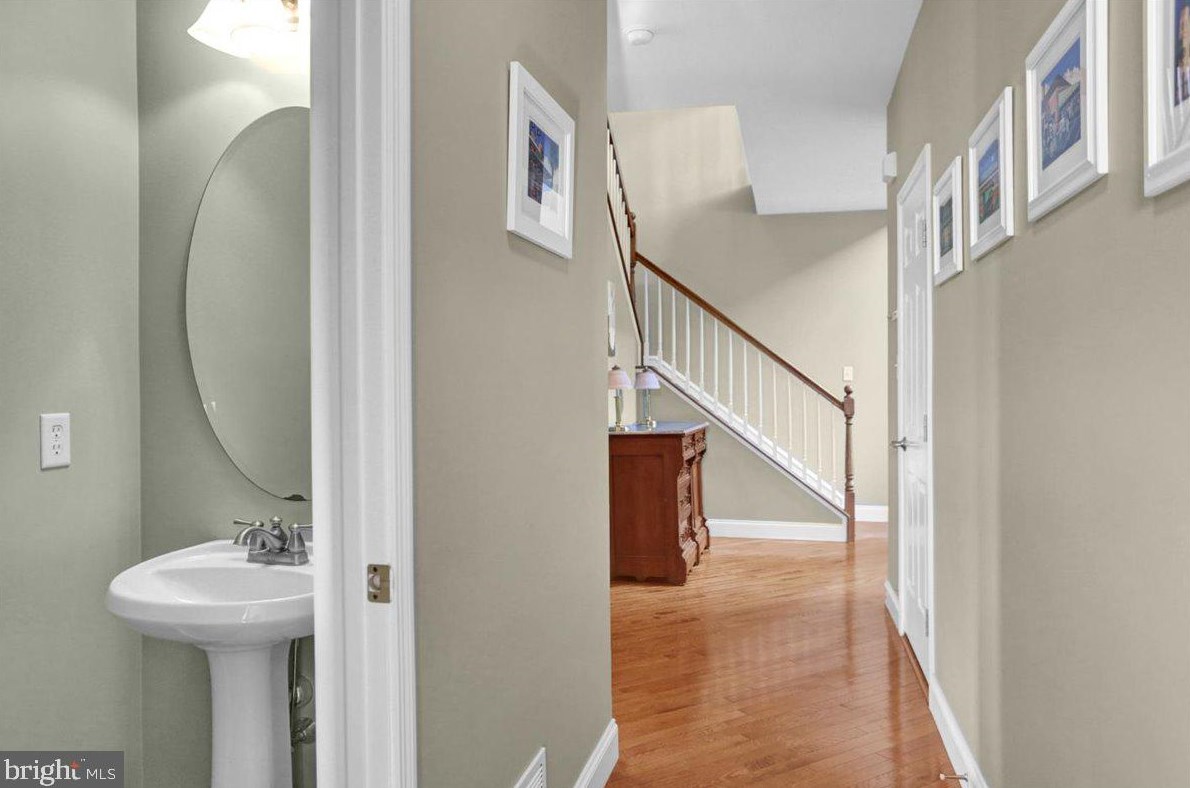 129 Herington Dr, Reading PA 19608-9067 exterior