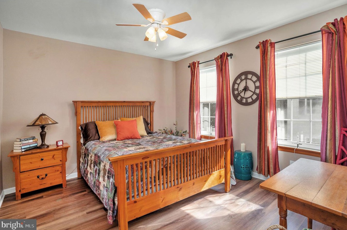 8 Weiser Ct, Womelsdorf PA  19567-1437 exterior