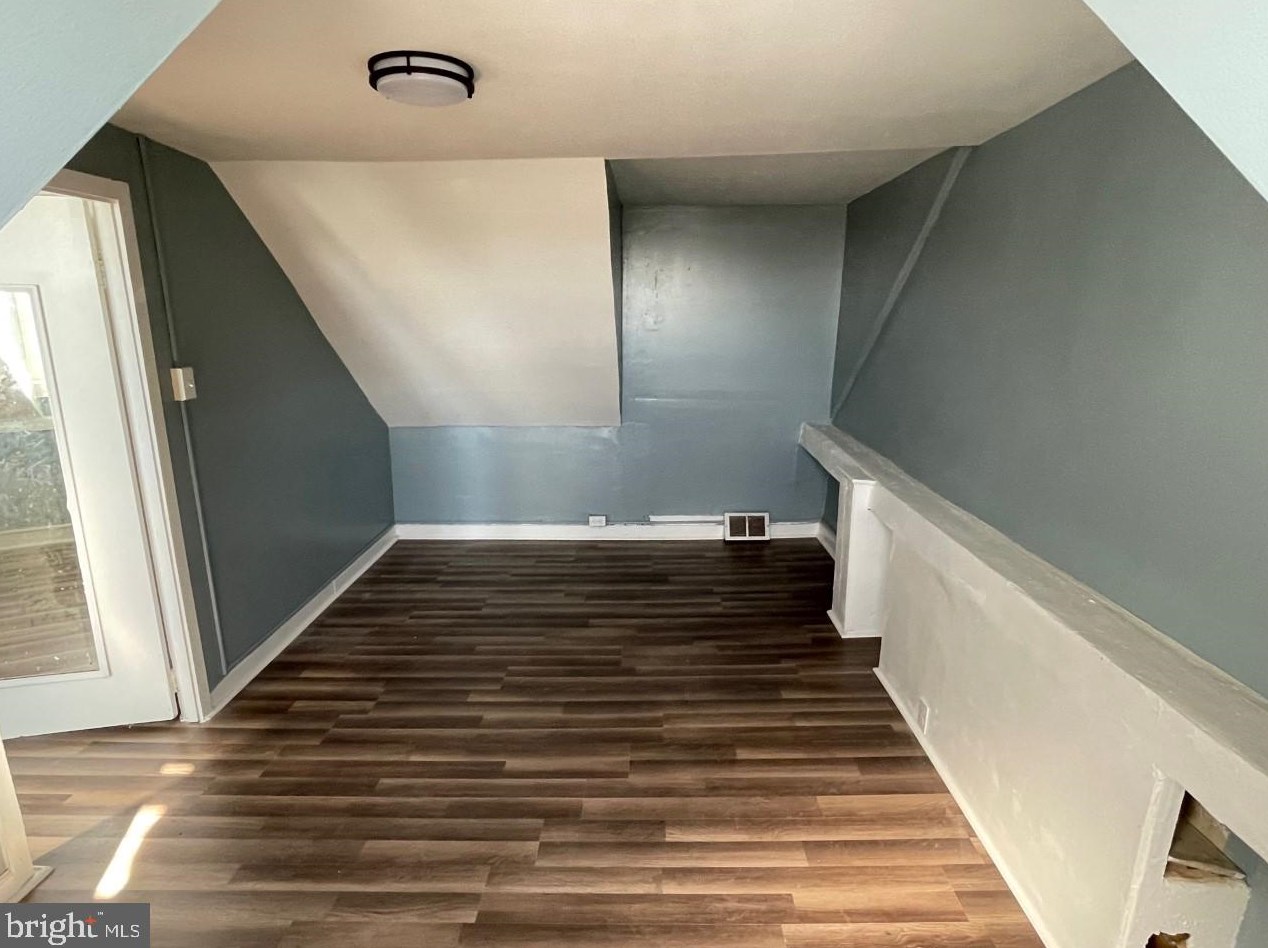 3015 Kutztown Rd, Reading PA  19605-2658 exterior