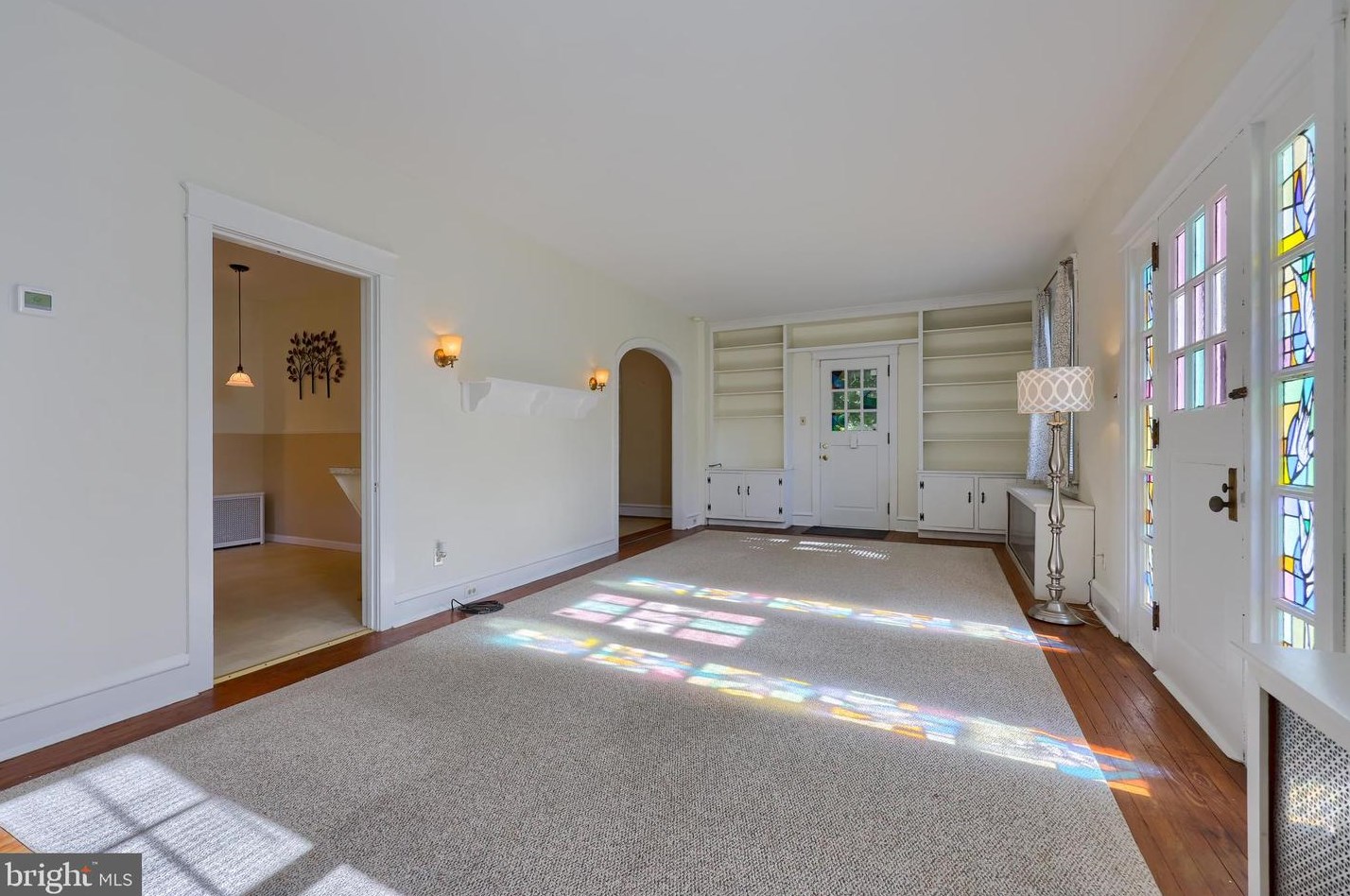 881 Chestnut St, Douglassville PA  19518-9005 exterior