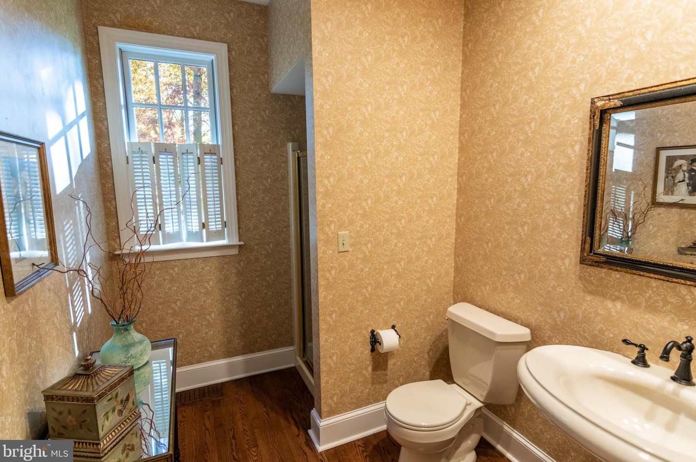 1215 Old Mill Rd, Reading PA  19610-2830 exterior