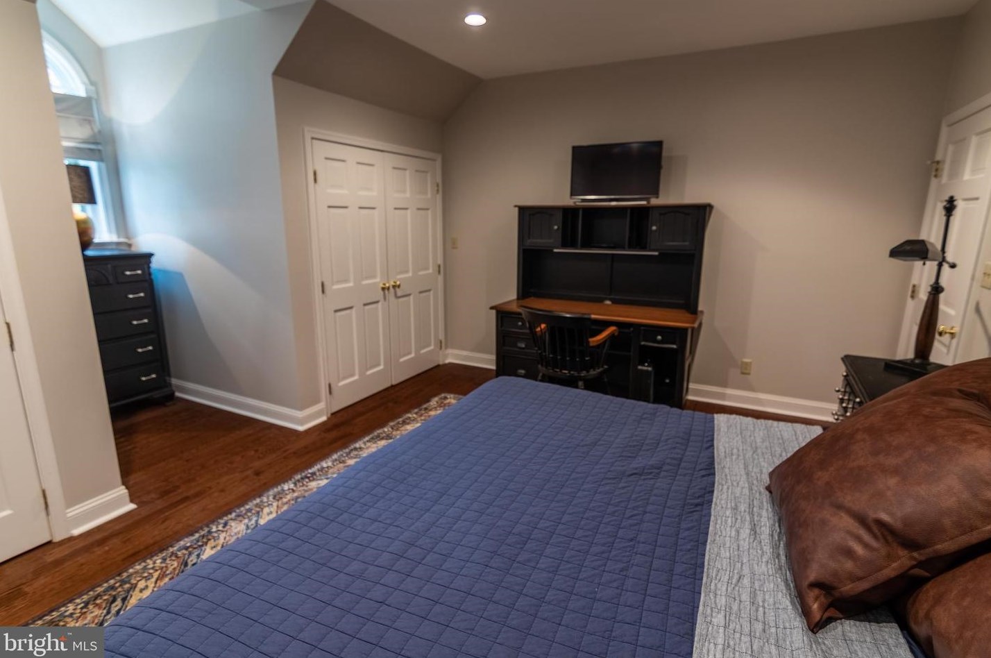 1215 Old Mill Rd, Reading PA  19610-2830 exterior