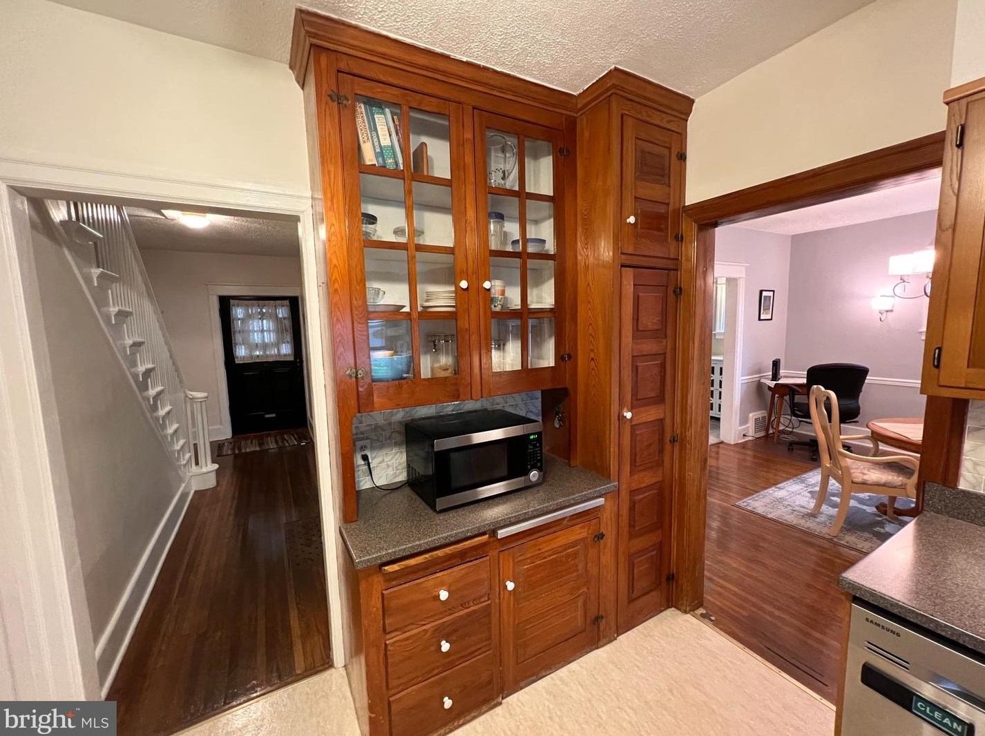 121 Park Rd, Reading PA  19610-3015 exterior