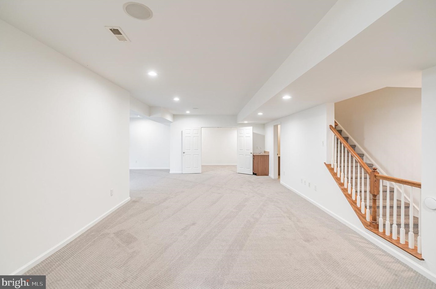 173 Meadowside Dr, Douglassville PA  19518-1335 exterior