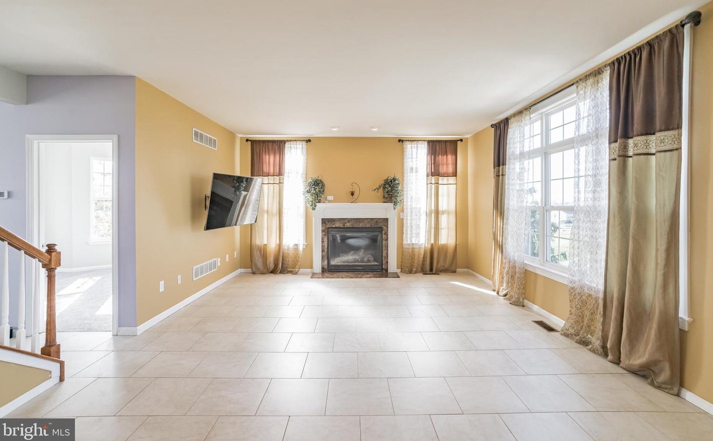 173 Meadowside Dr, Douglassville PA  19518-1335 exterior