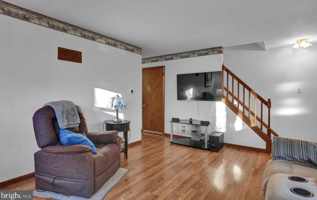 2611 Girard Ave, Reading PA  19609-1813 exterior