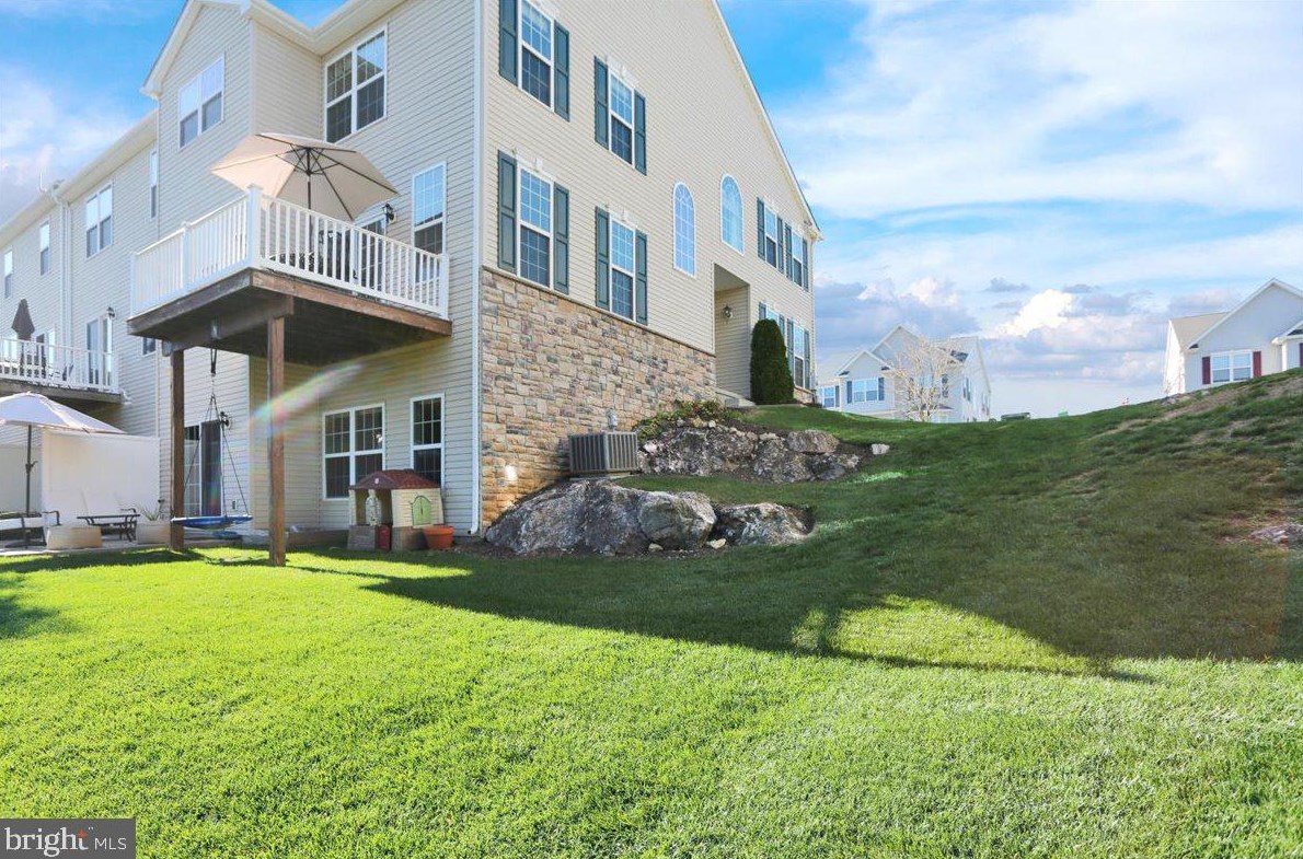 63 Emily Ct, Reading PA  19606-9055 exterior