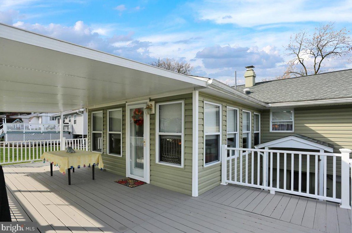 8 Cherrywood Rd, Reading PA  exterior