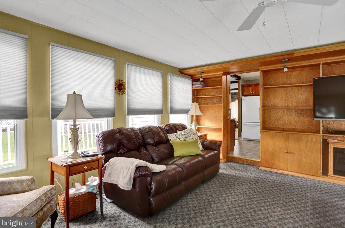 8 Cherrywood Rd, Reading PA  exterior