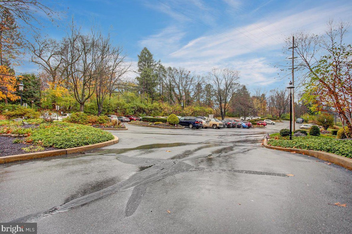 1375 Pershing Blvd, Reading PA  19607-1484 exterior