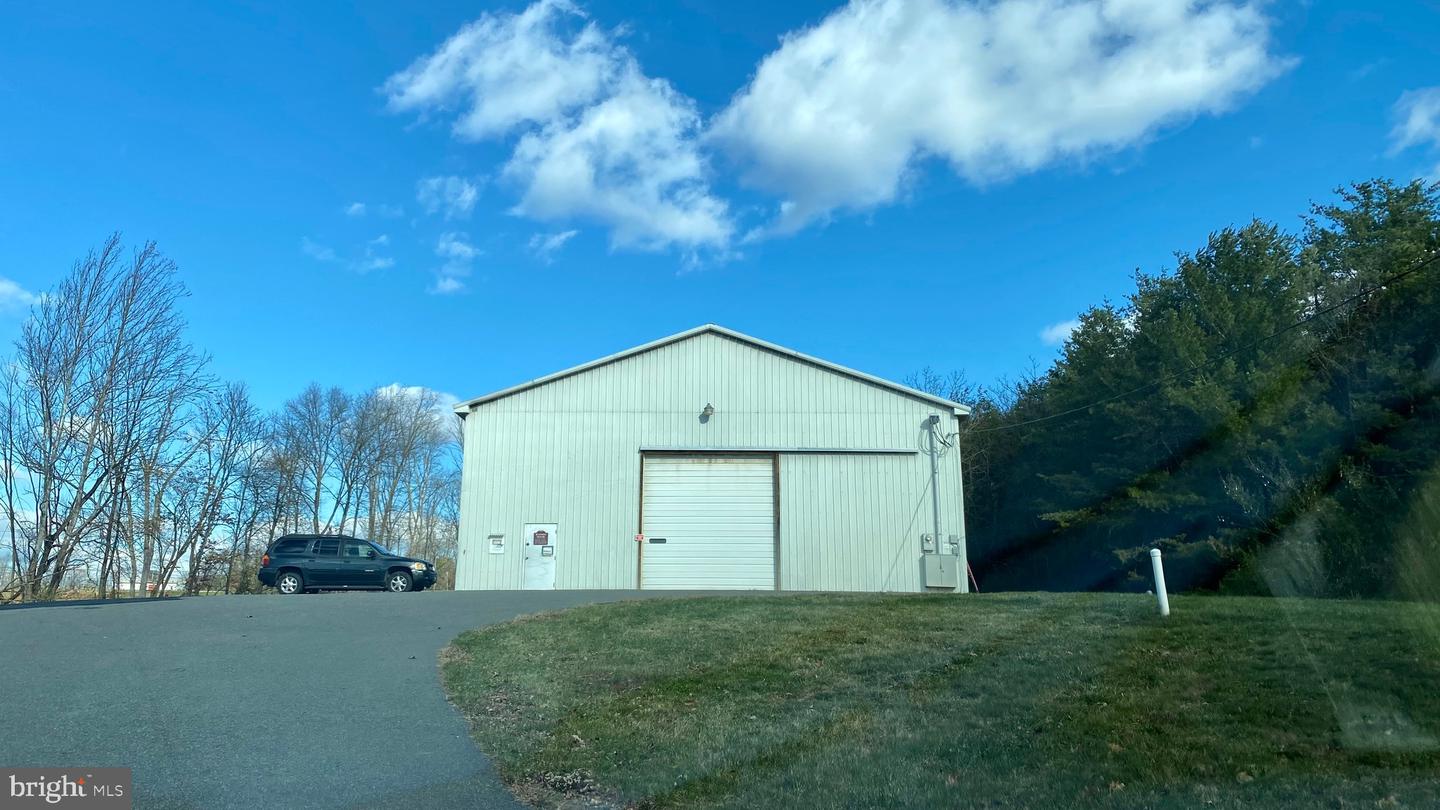 4 Riga Ln, Birdsboro, PA 19508 MLS PABK2024242 Coldwell Banker