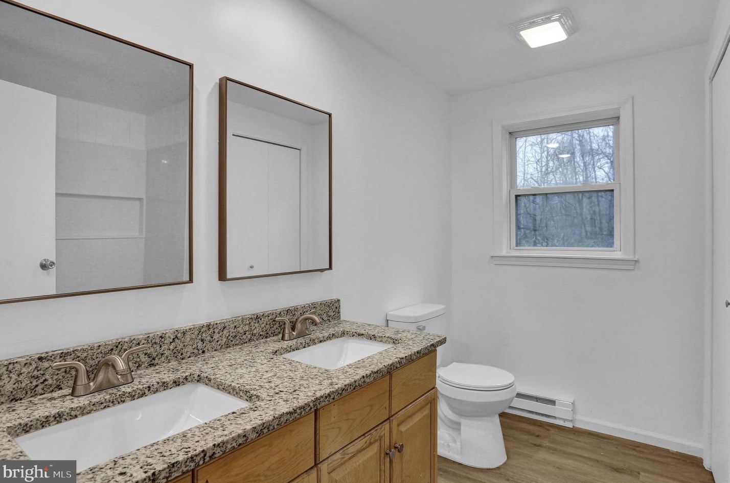 1049 Butter Ln, Reading PA  19606-1108 exterior