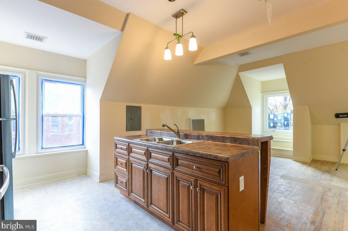 610 5 St, Reading PA  19601-2311 exterior