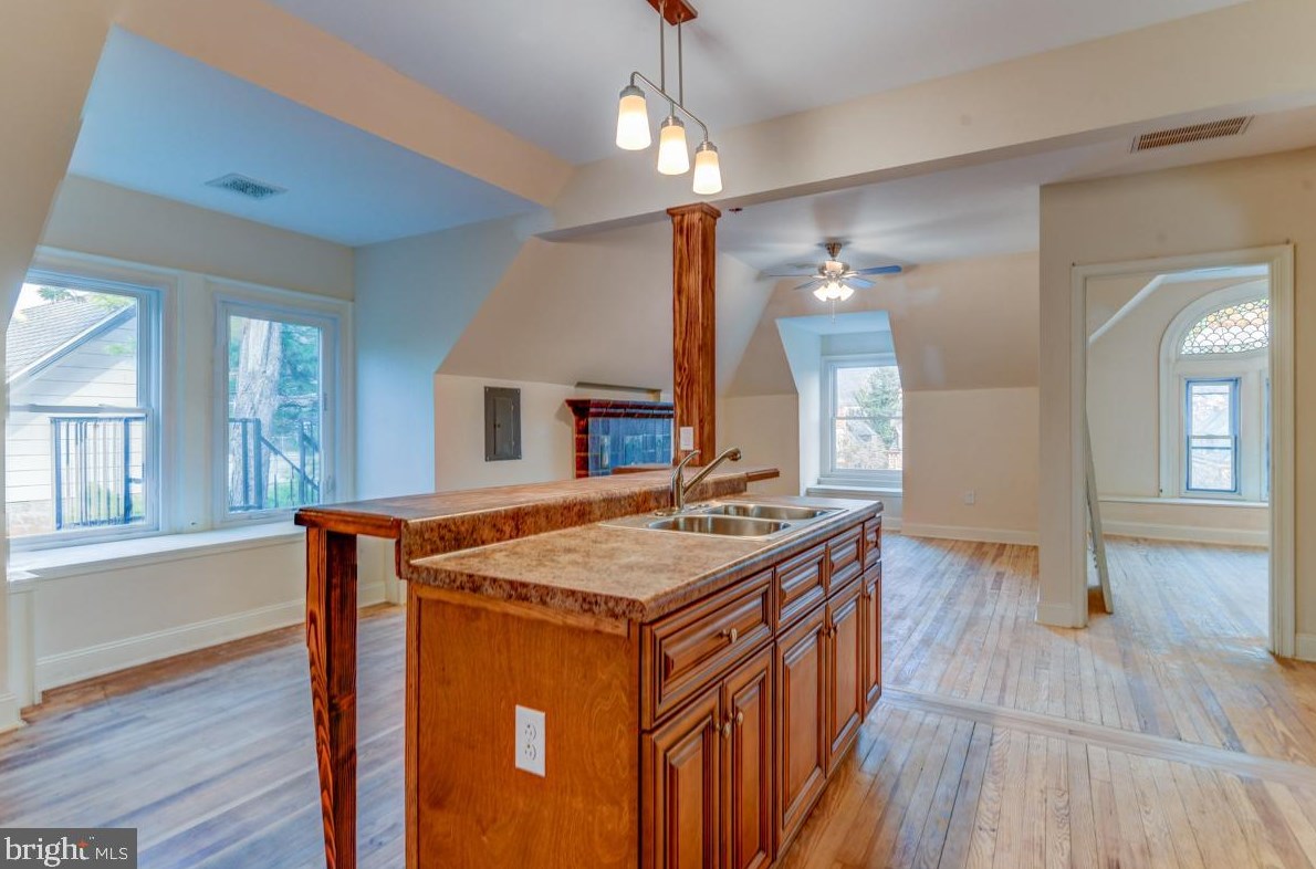 610 5 St, Reading PA  19601-2311 exterior