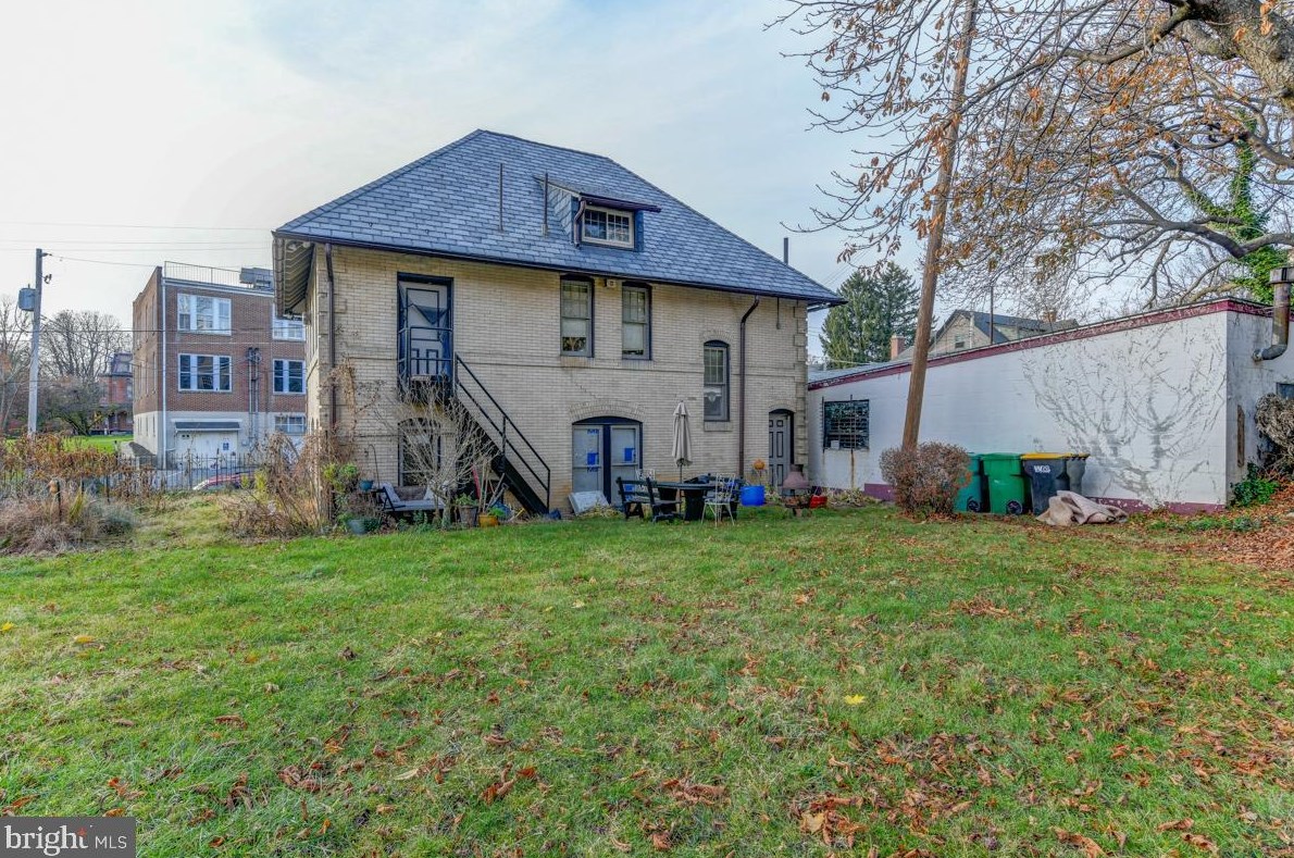 610 5 St, Reading PA  19601-2311 exterior