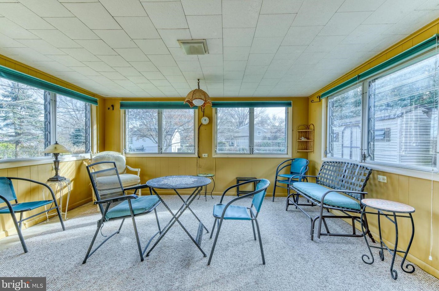 3016 Merritt Pkwy, Reading PA  19608-1014 exterior
