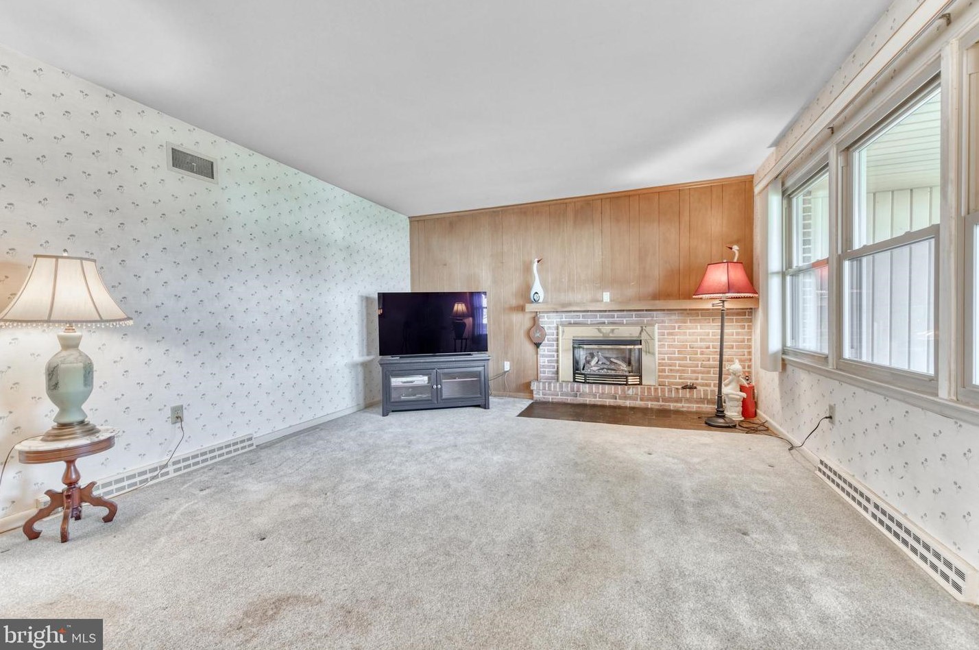 3016 Merritt Pkwy, Reading PA  19608-1014 exterior