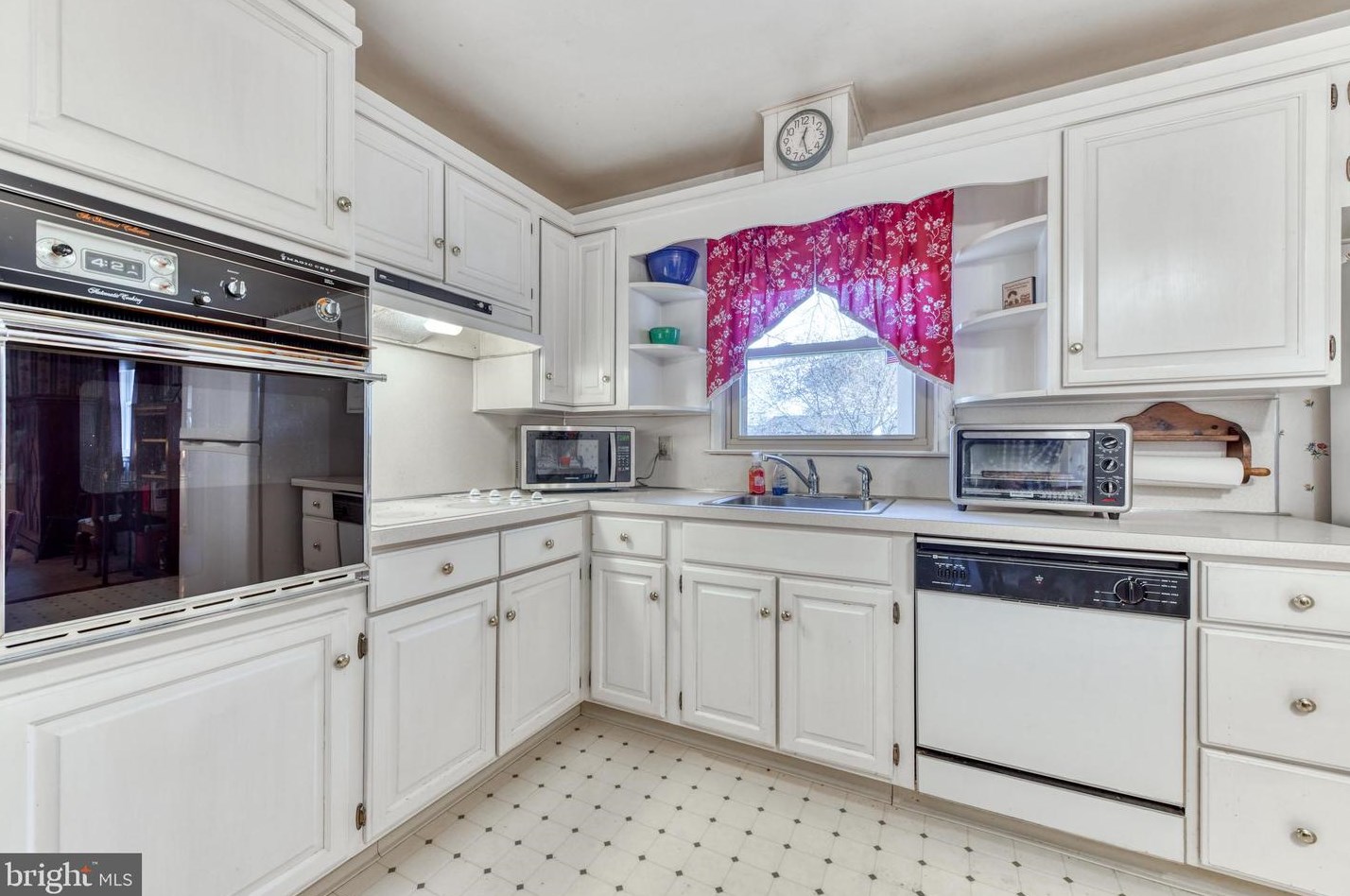 3016 Merritt Pkwy, Reading PA  19608-1014 exterior