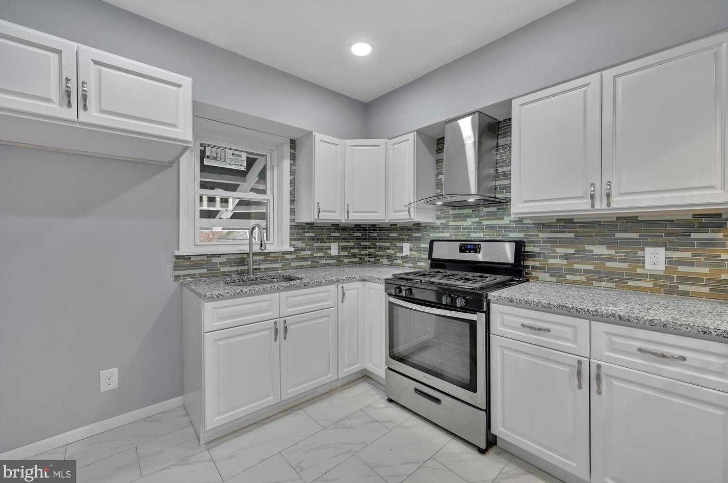 116 Park Ave, Reading PA  19605-2914 exterior