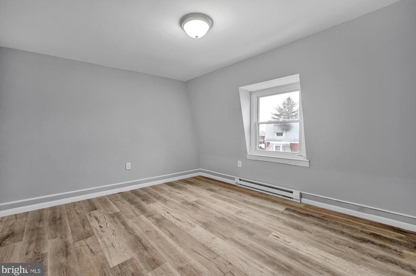 116 Park Ave, Reading PA  19605-2914 exterior