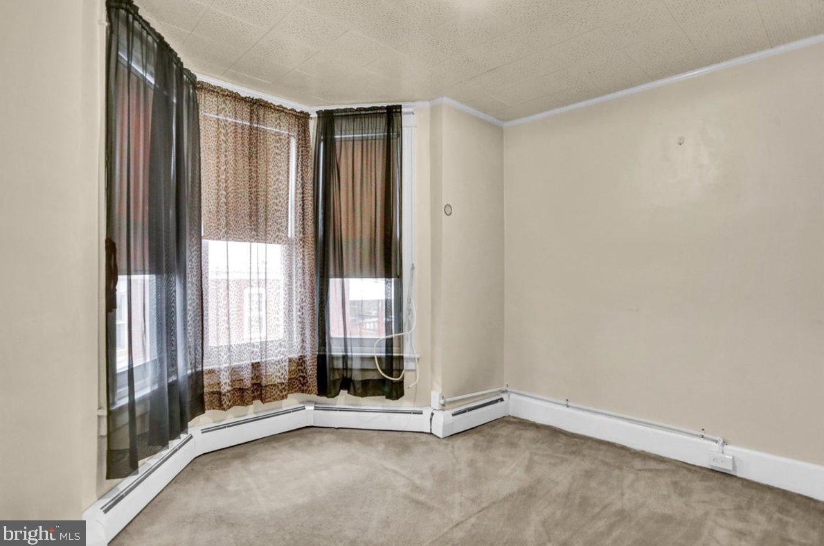 331 Douglass St, Reading PA  19601-2037 exterior