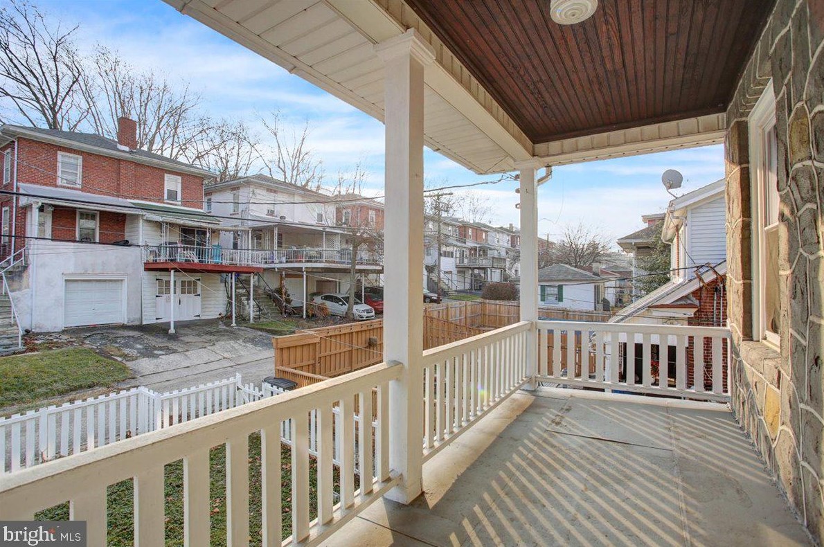 1225 13th St, Reading PA  19604-2018 exterior