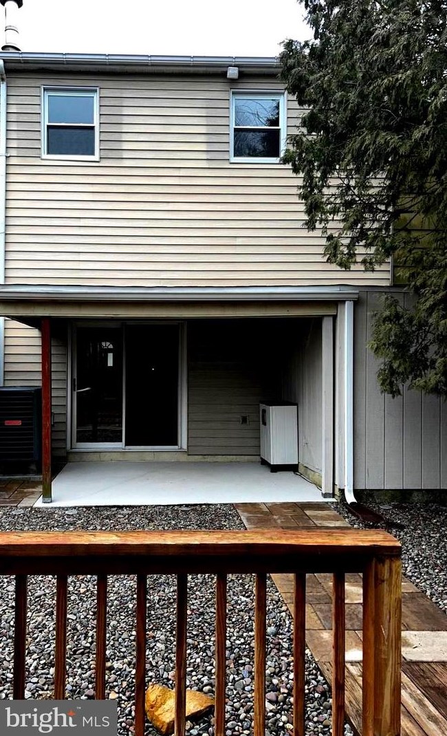 1029 Deer Run, Reading PA  19606-1126 exterior