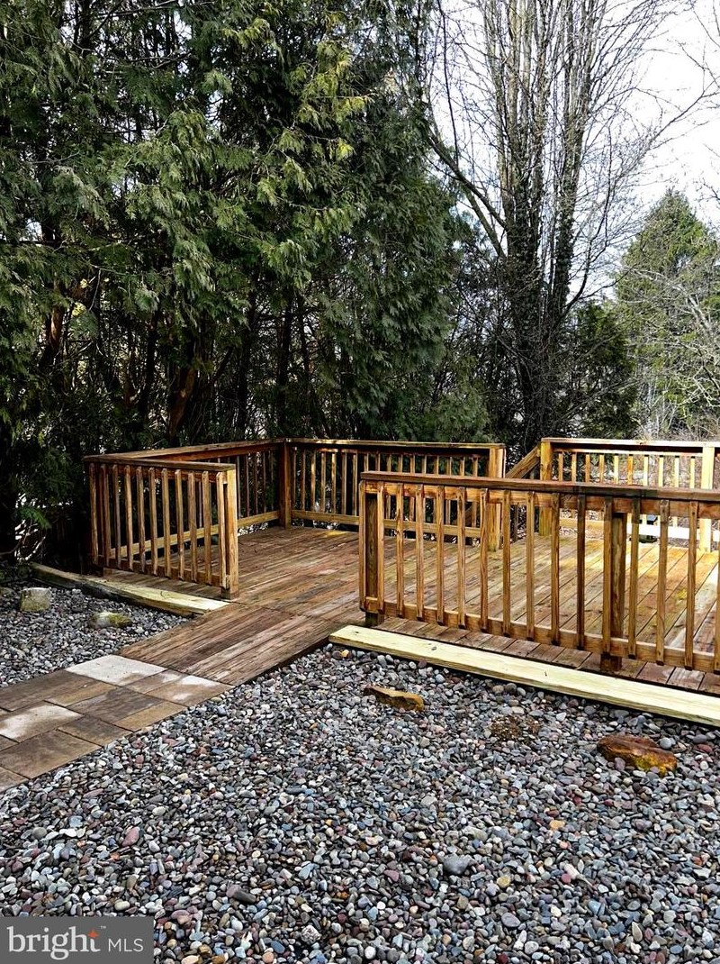 1029 Deer Run, Reading PA  19606-1126 exterior