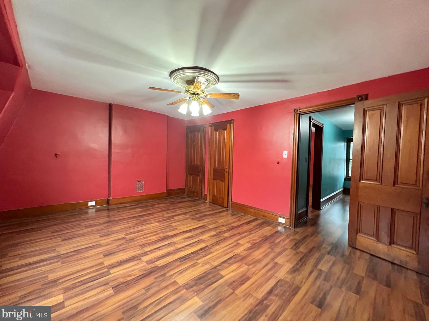 1540 Mineral Spring Rd, Reading PA  19602-2227 exterior