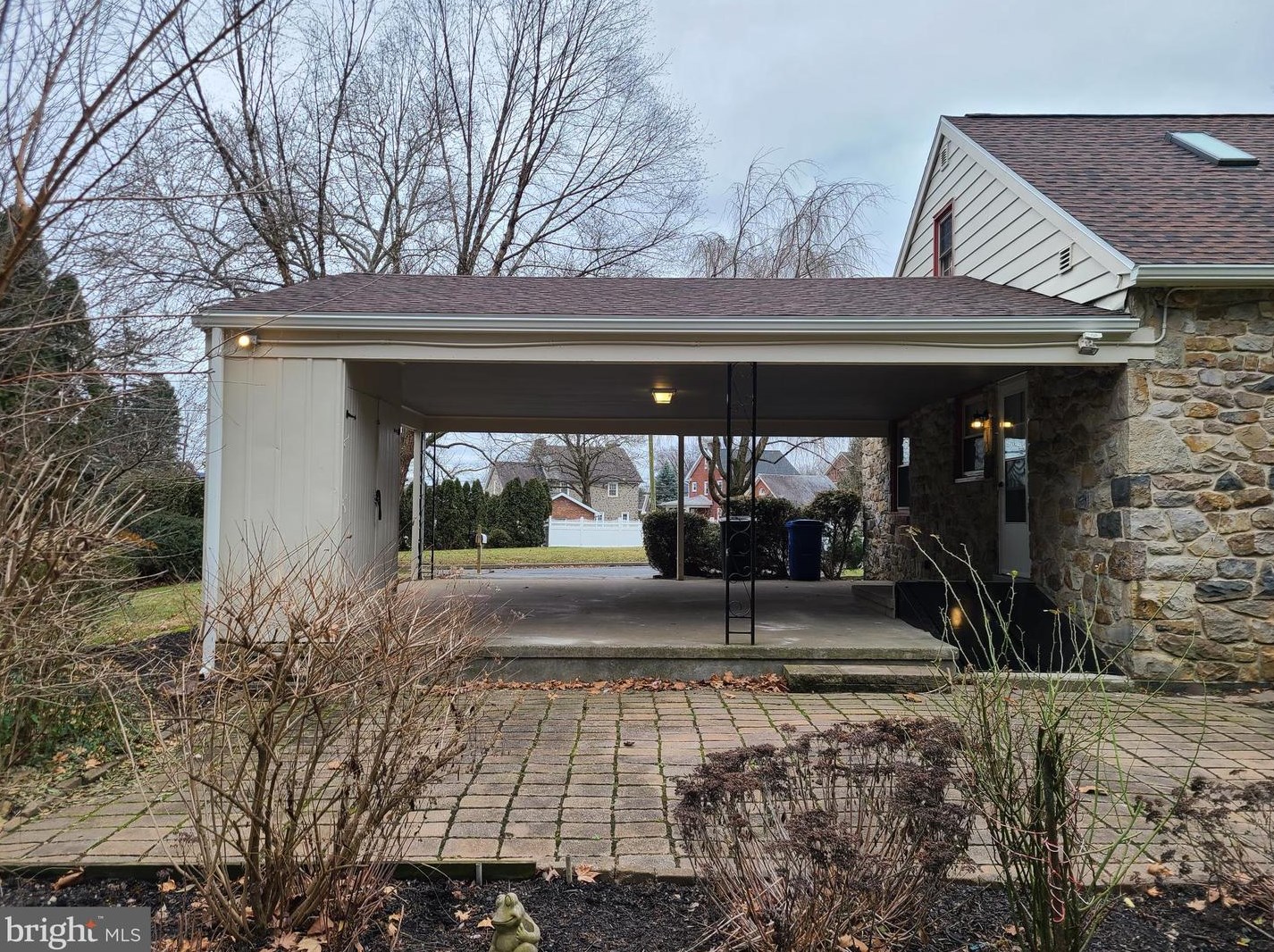 211 Taft Ave, Reading PA  19605-2123 exterior